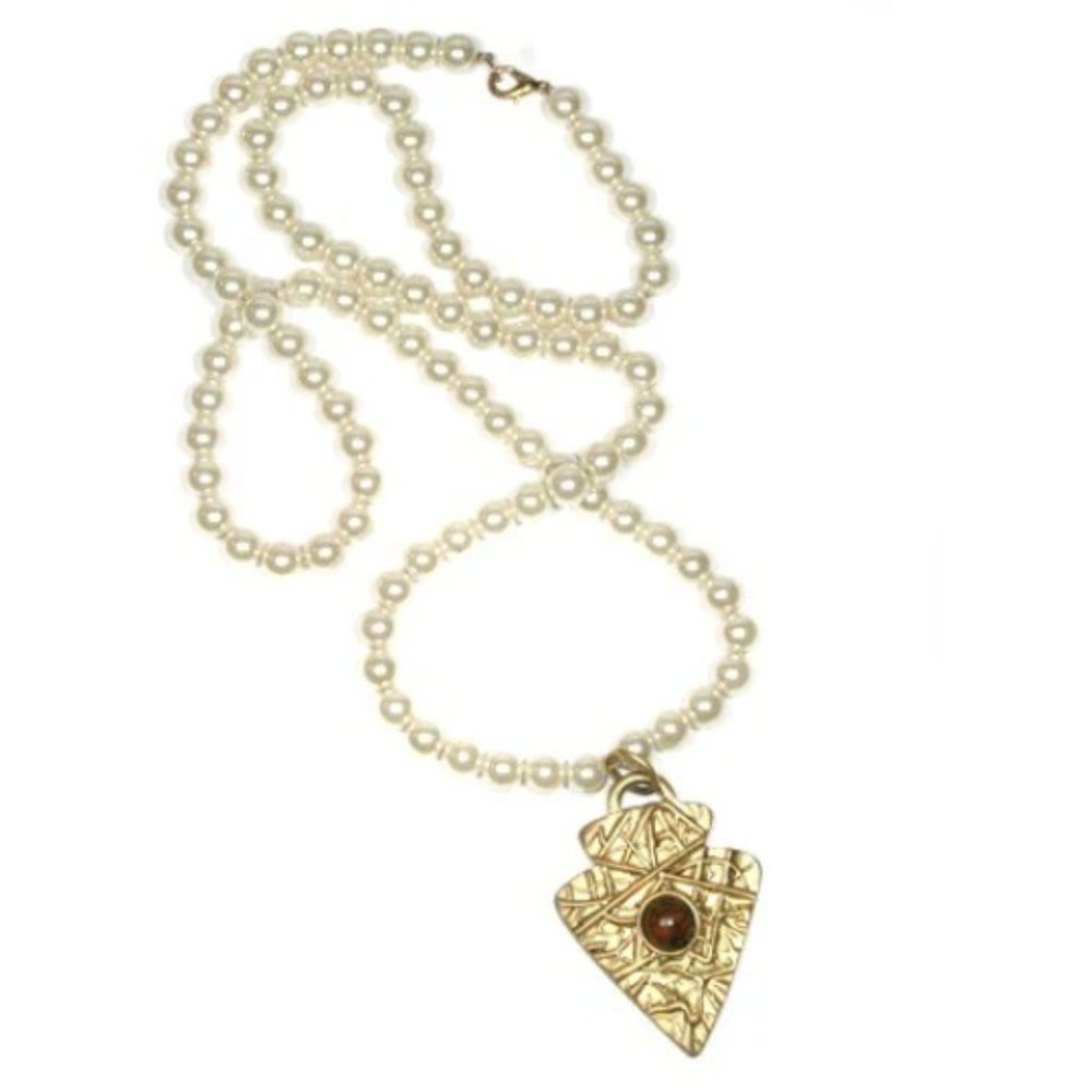 Vintage 80s Pearl and Arrow Pendant Necklace